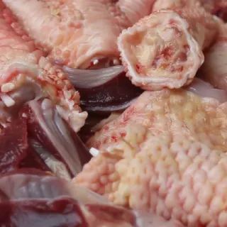 Món canh gà đông tảo rau quế