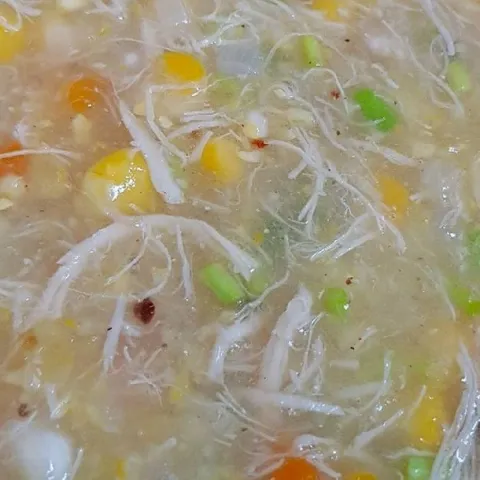 Súp gà đông tảo măng tươi